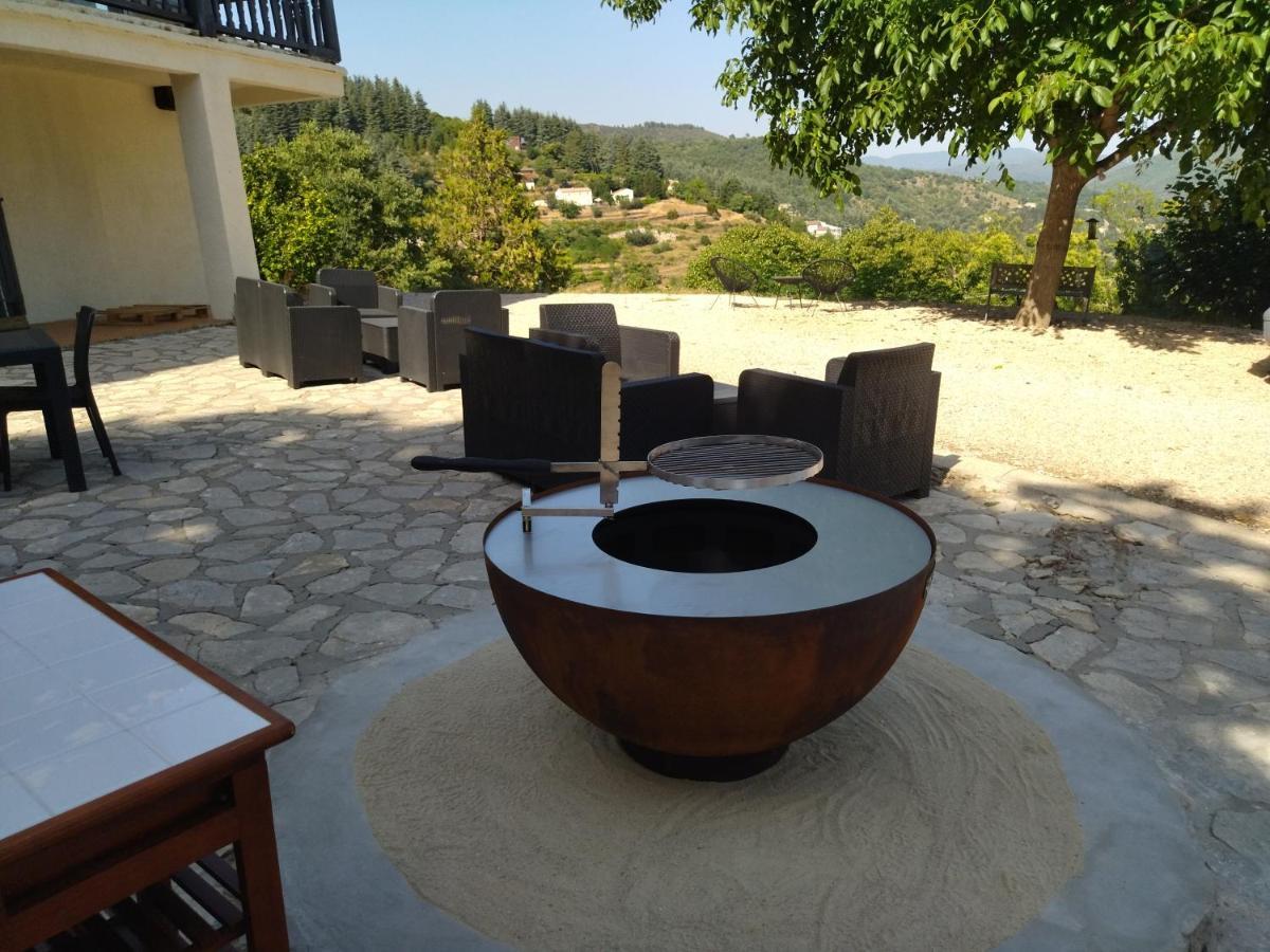 Appartement Le Cévenn'hols à Le Vigan  Extérieur photo